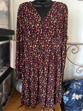 Petite Assembly Women’s XLP Black Floral Long-Sleeve V-Neck Dress-NWT